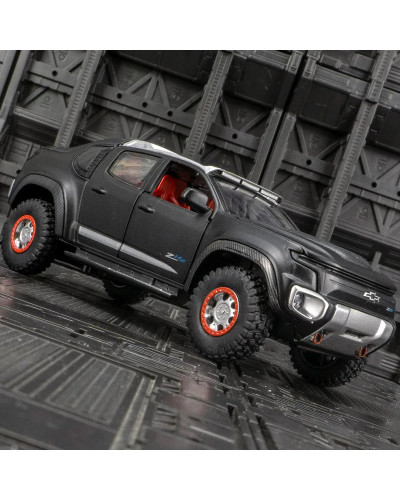 Chevrolet Colorado ZH2 modelo de coche de aleación, juguete de Metal fundido a presión, vehículos todoterreno, modelo de coche, 